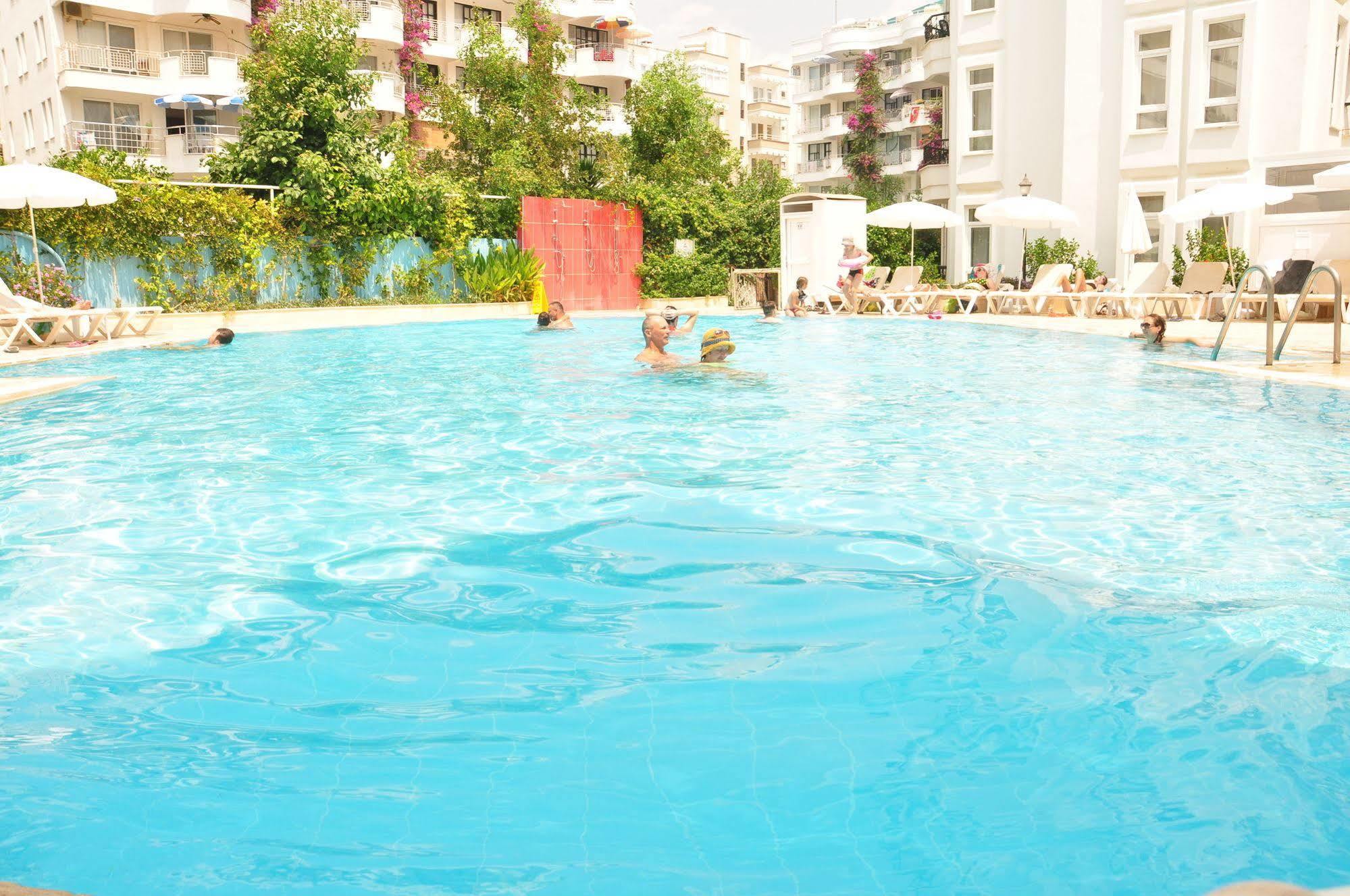 Xeno Hotels Club Mare Kargicak  Exterior photo